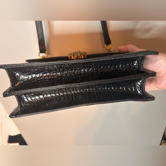 ✌️4/$20✌️ Vegan clutch / handle options - Picture 4 of 13